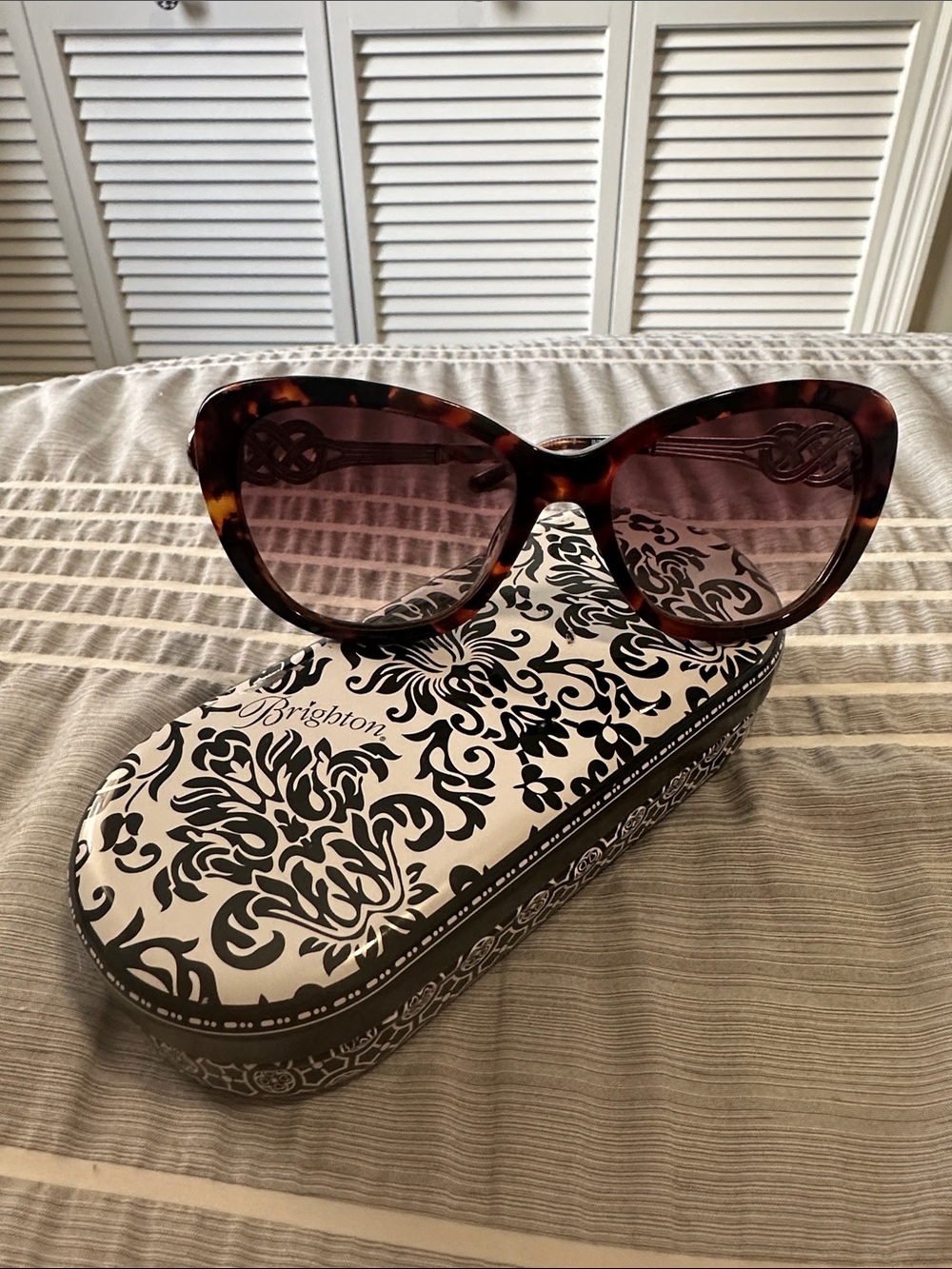 Brighton Interlok Cascade Tortoiseshell Cat Eye Sunglasses - Brown lenses